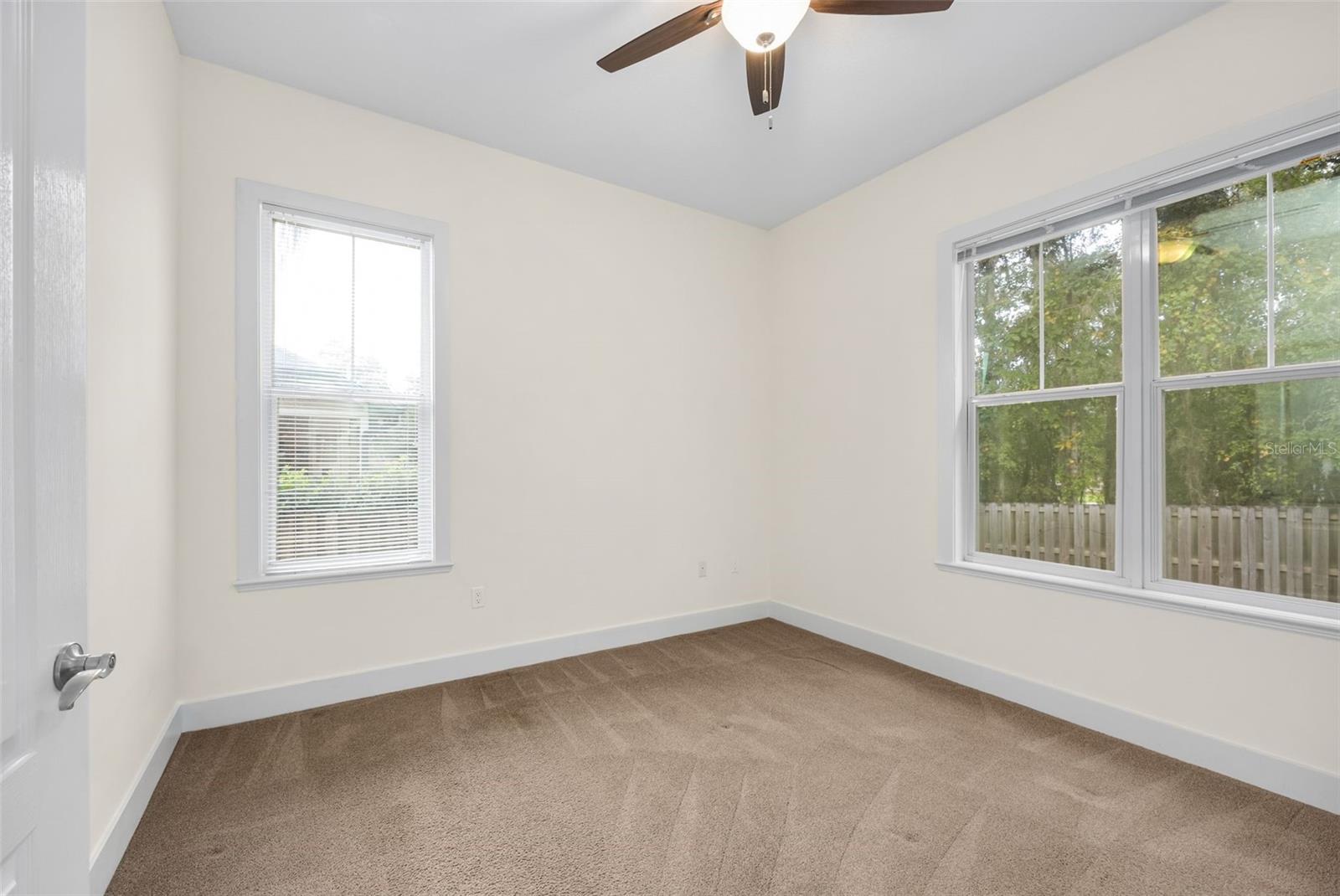 Listing photo id 21 for 11064 18th Road