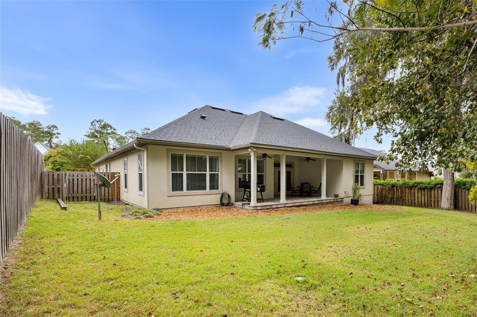 Listing photo id 27 for 11064 18th Road