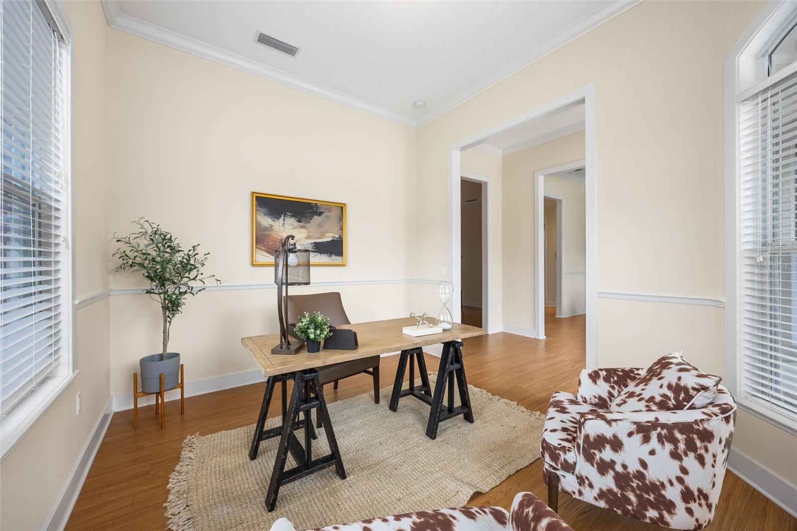 Listing photo id 5 for 11064 18th Road