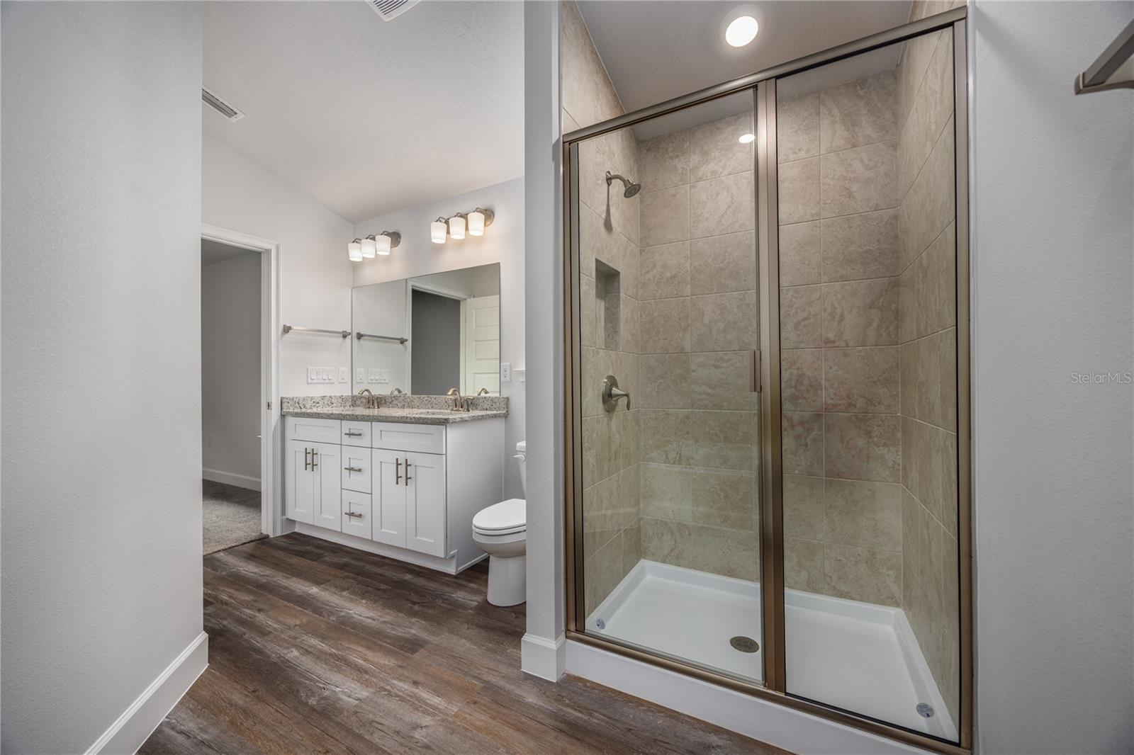 Image 30 of 33 For 13855 150th Circle