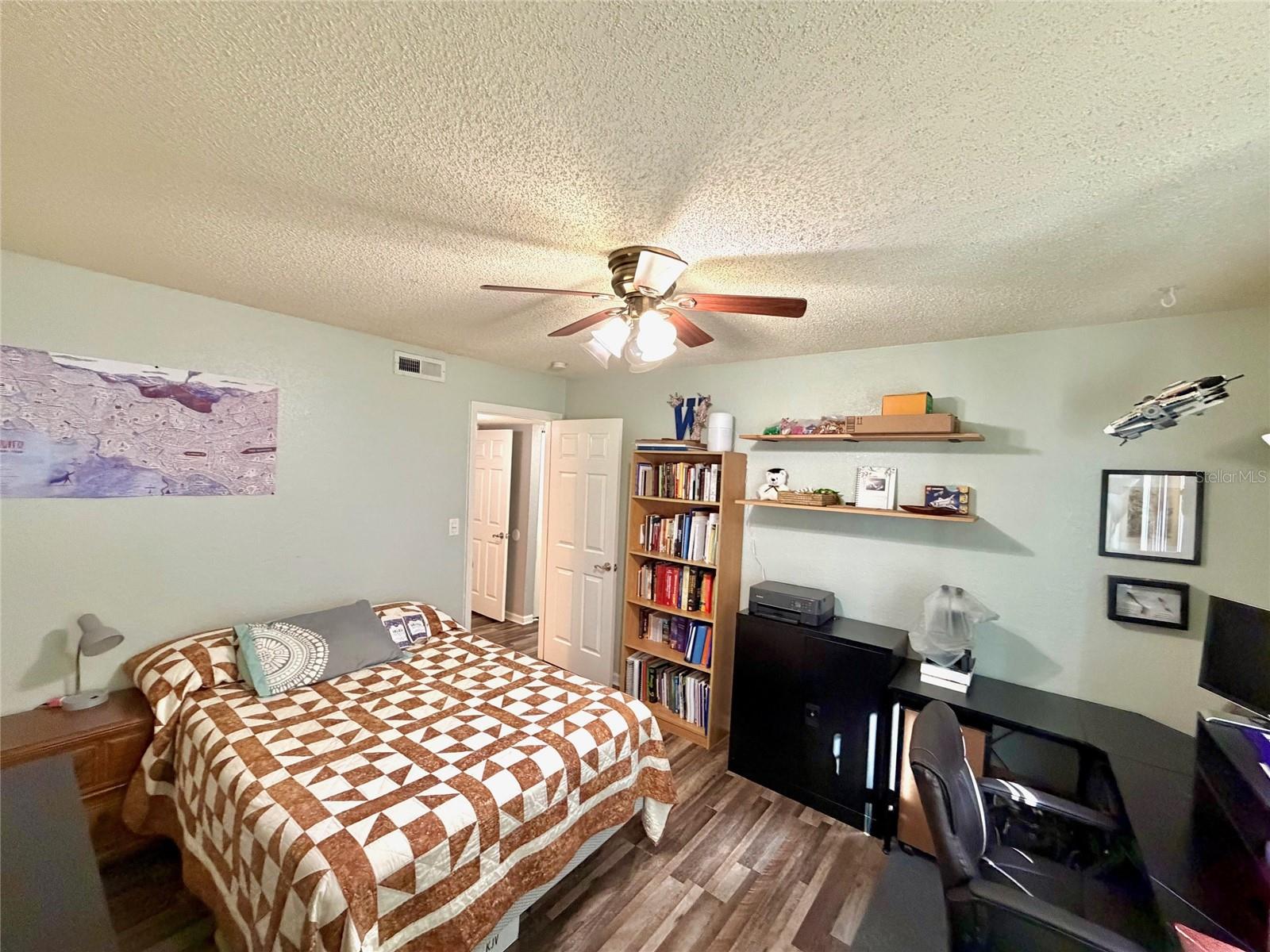 Image 15 of 26 For 1810 23rd Boulevard 180