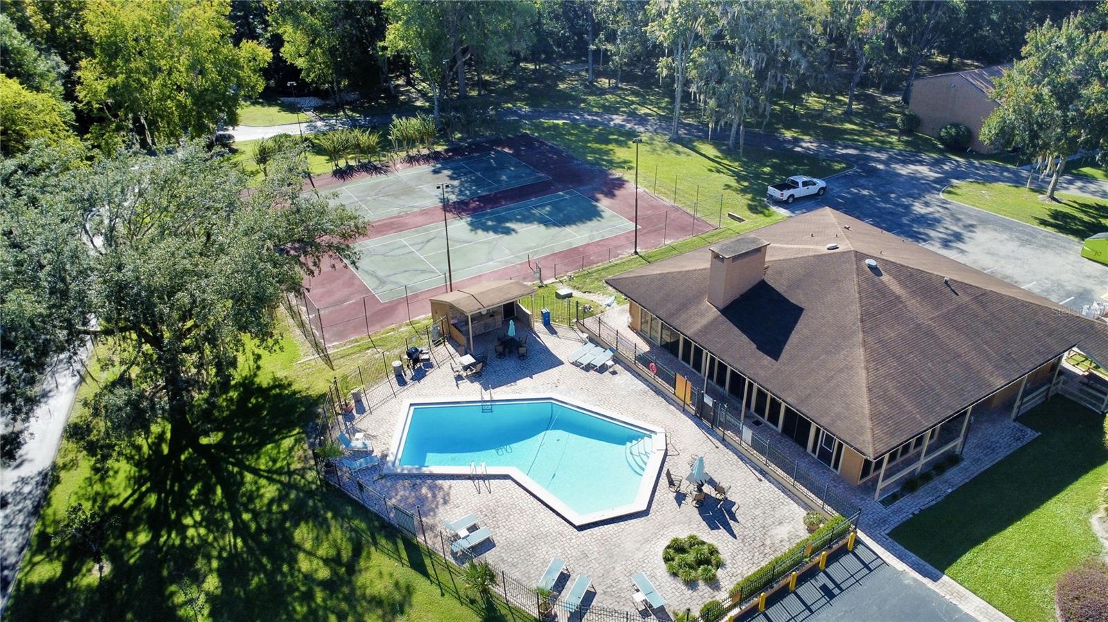 Image 19 of 26 For 1810 23rd Boulevard 180