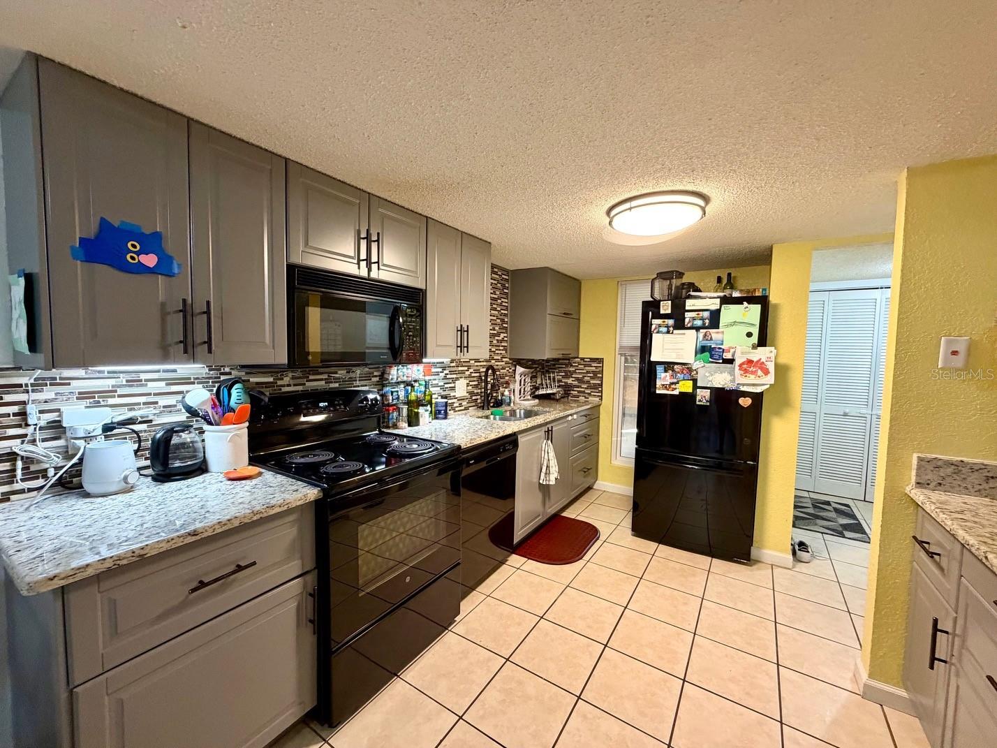 Image 4 of 26 For 1810 23rd Boulevard 180