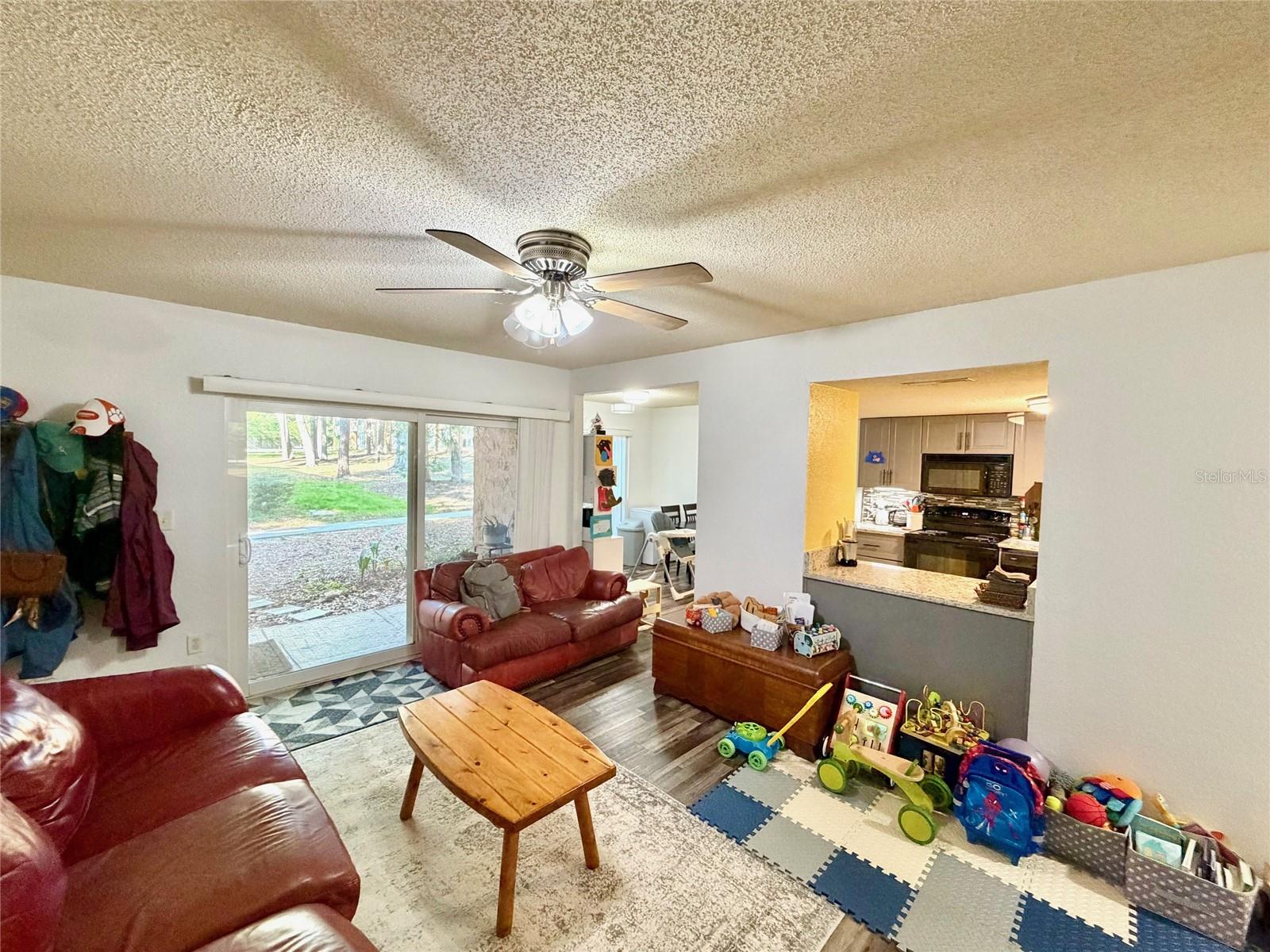 Image 8 of 26 For 1810 23rd Boulevard 180