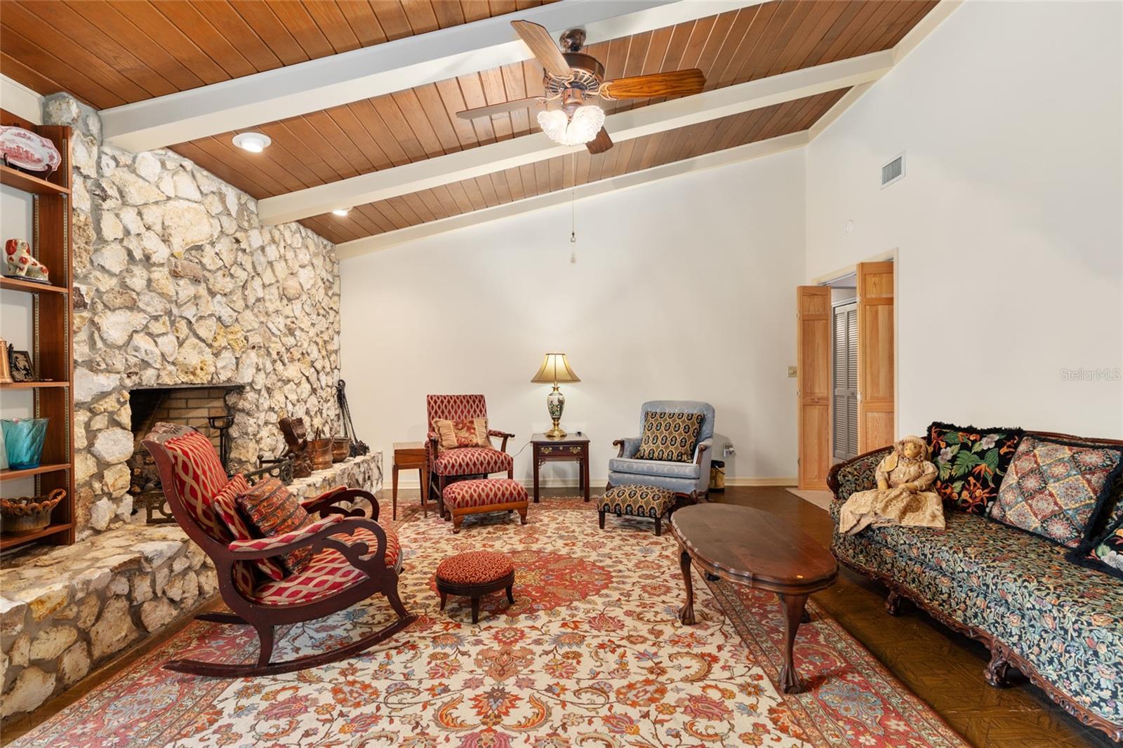 Image 22 of 84 For 3925 17th Street