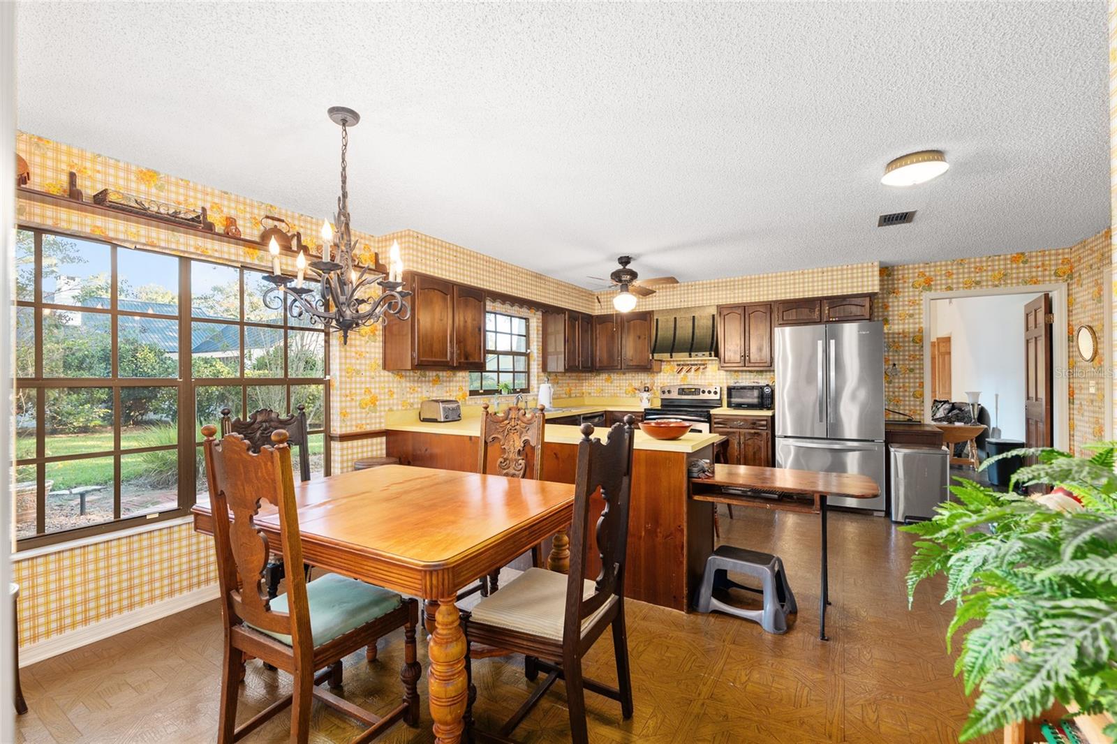 Image 35 of 84 For 3925 17th Street