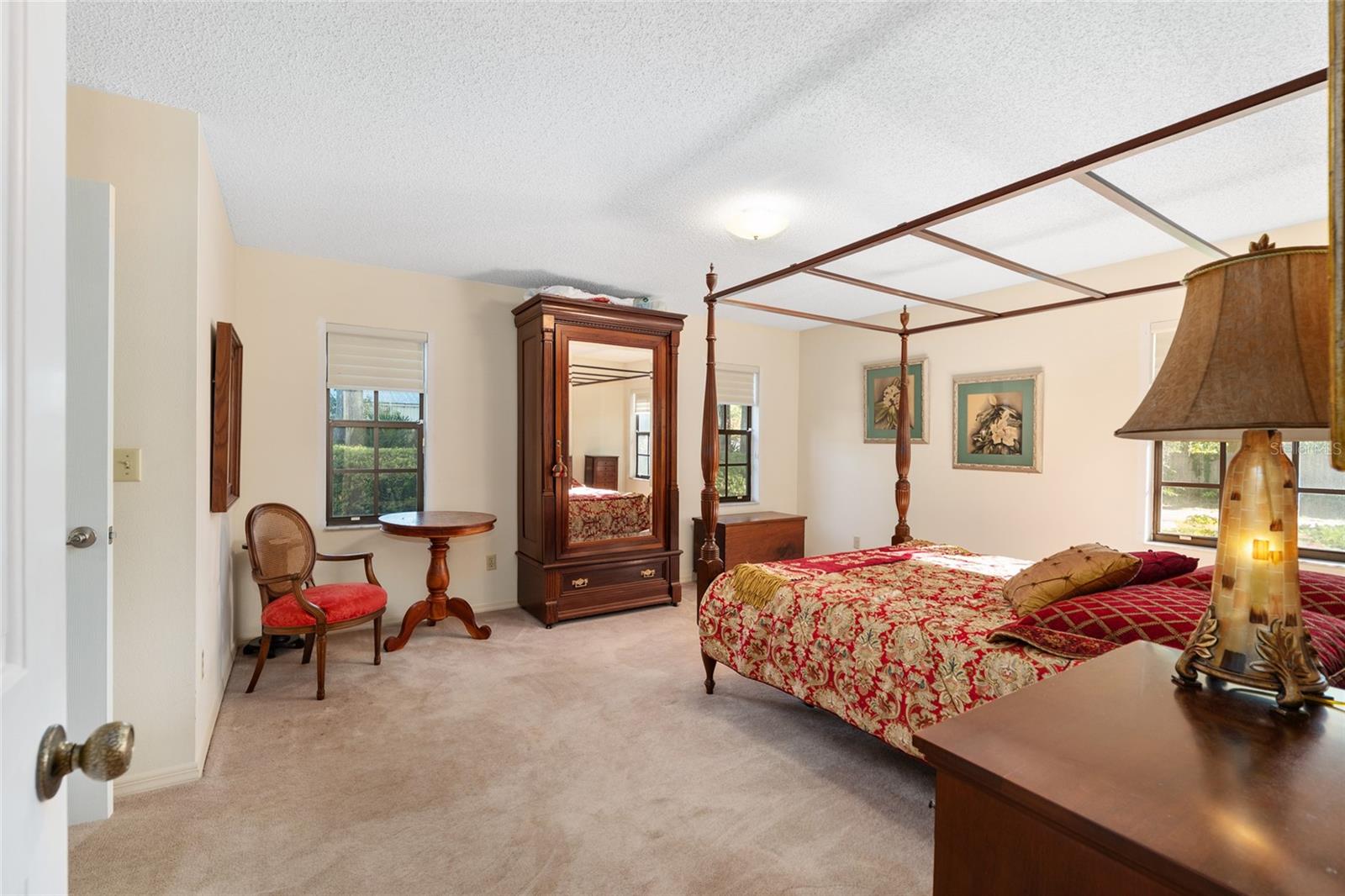 Image 37 of 84 For 3925 17th Street