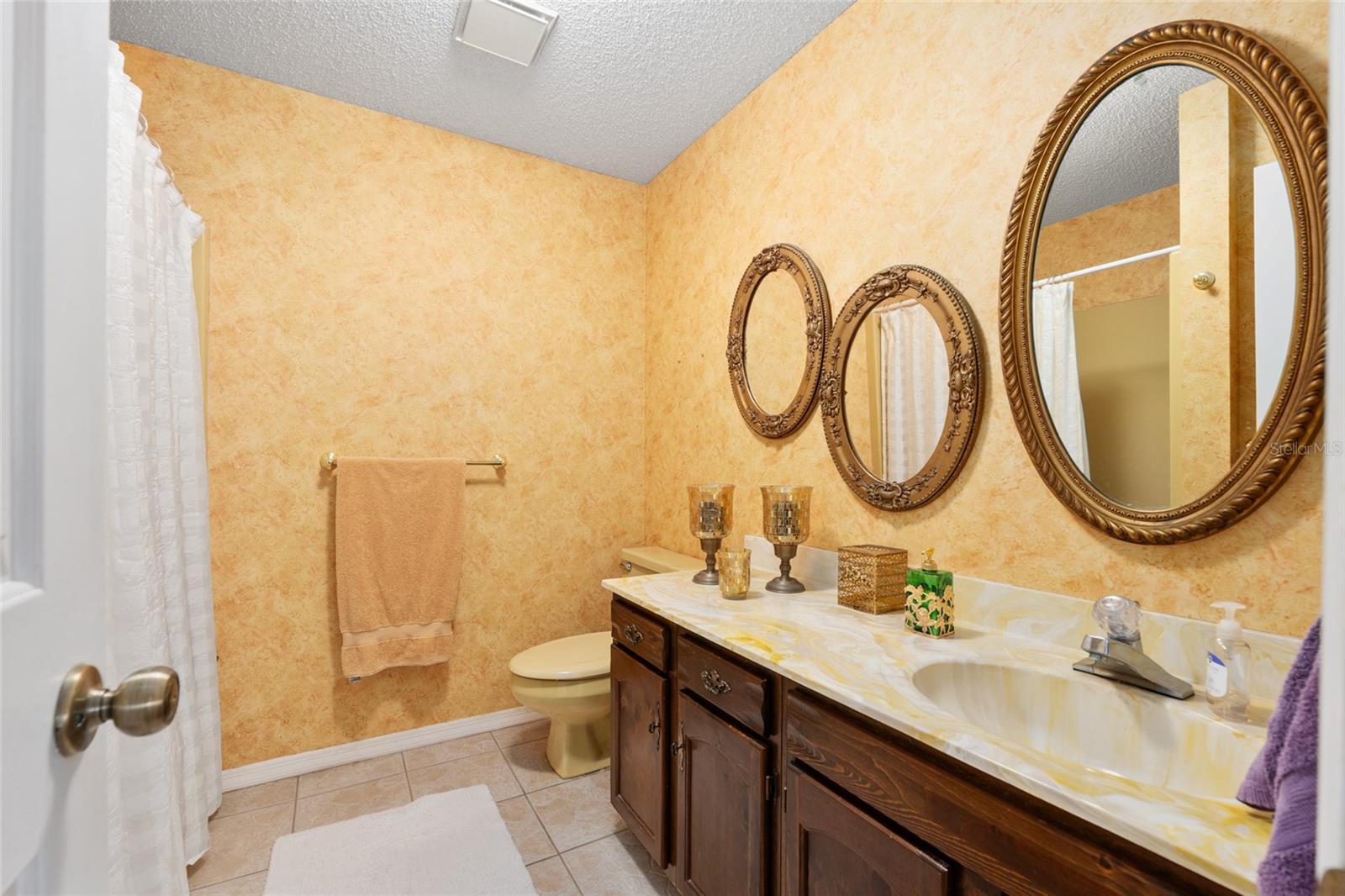 Image 49 of 84 For 3925 17th Street