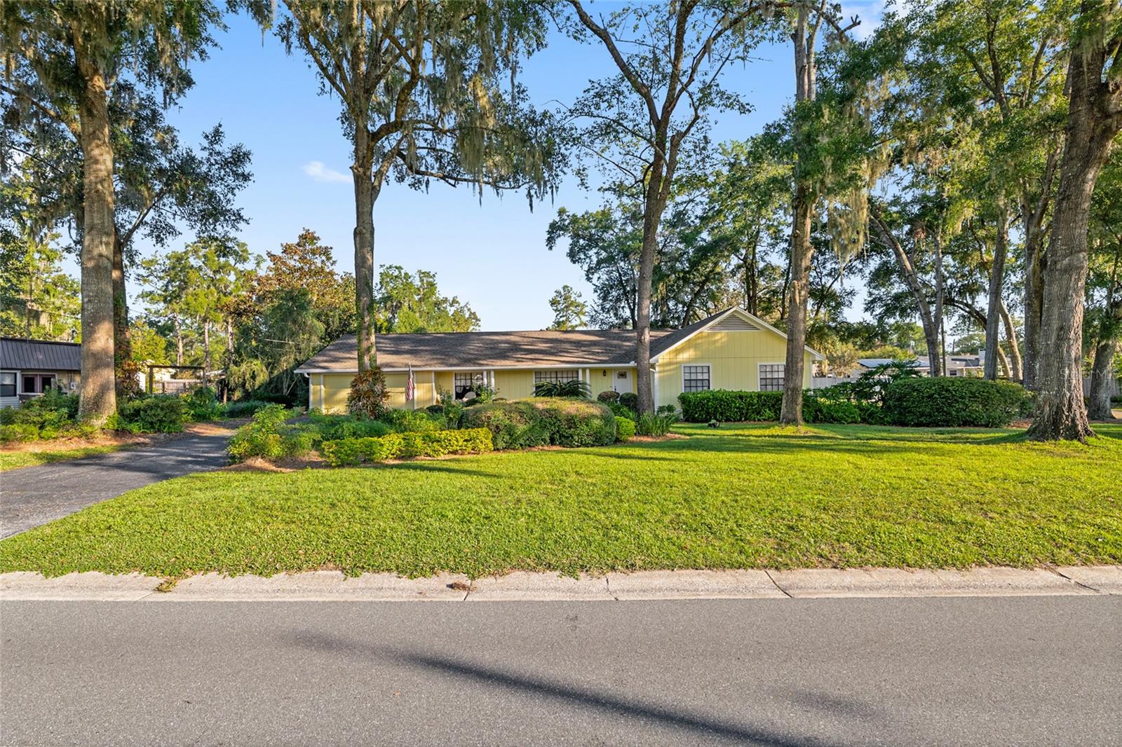 Image 6 of 84 For 3925 17th Street