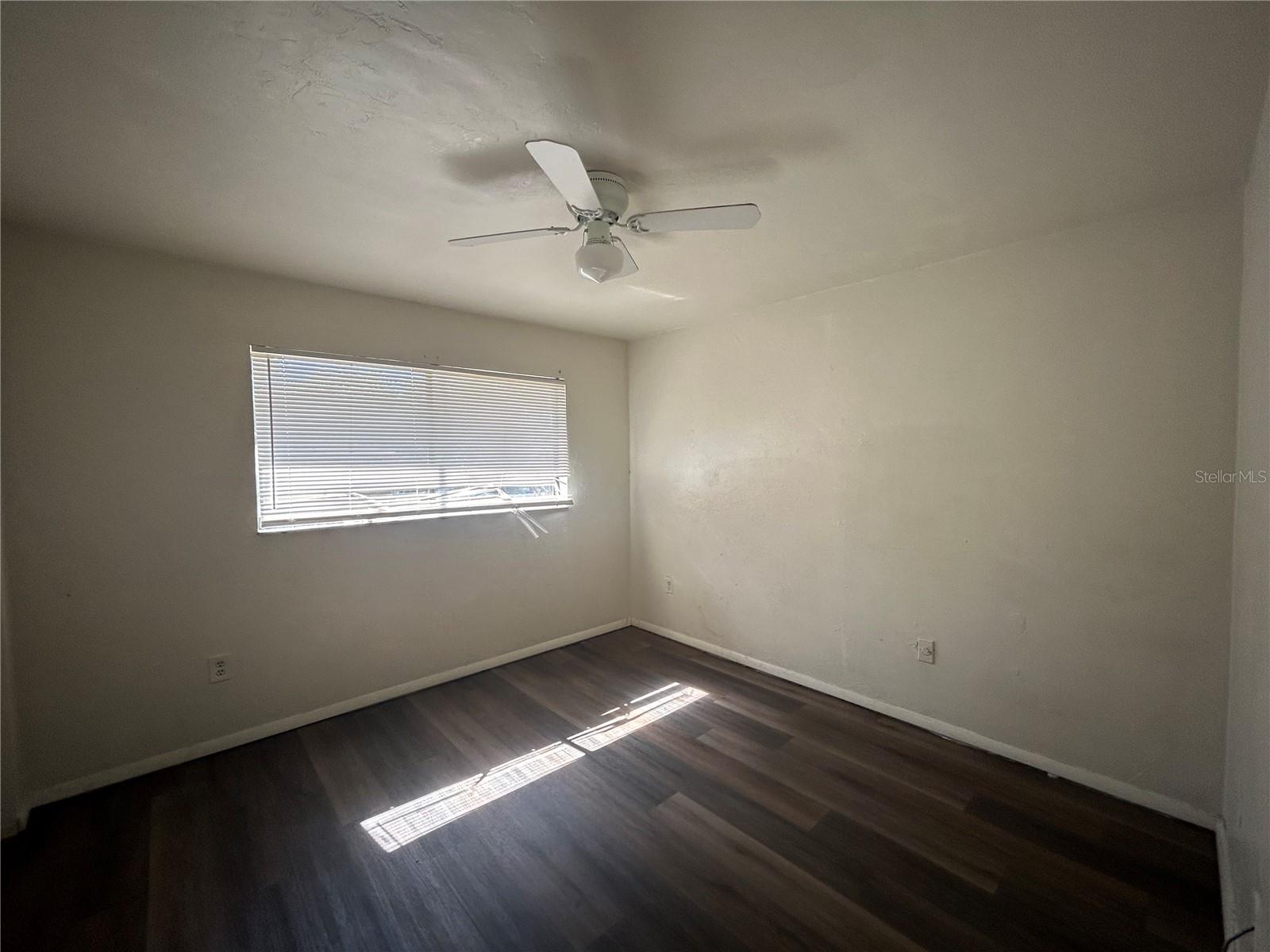 Image 11 of 16 For 707 68th Terrace