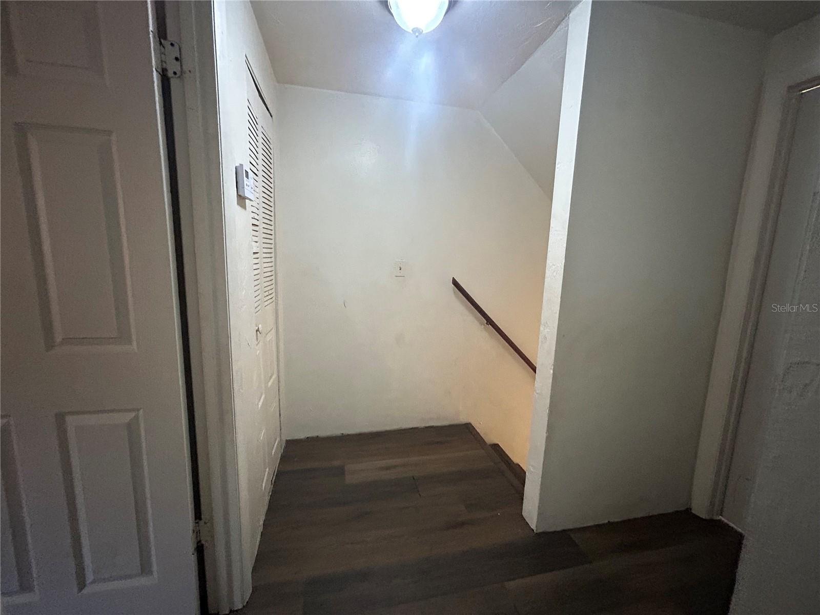 Image 12 of 16 For 707 68th Terrace