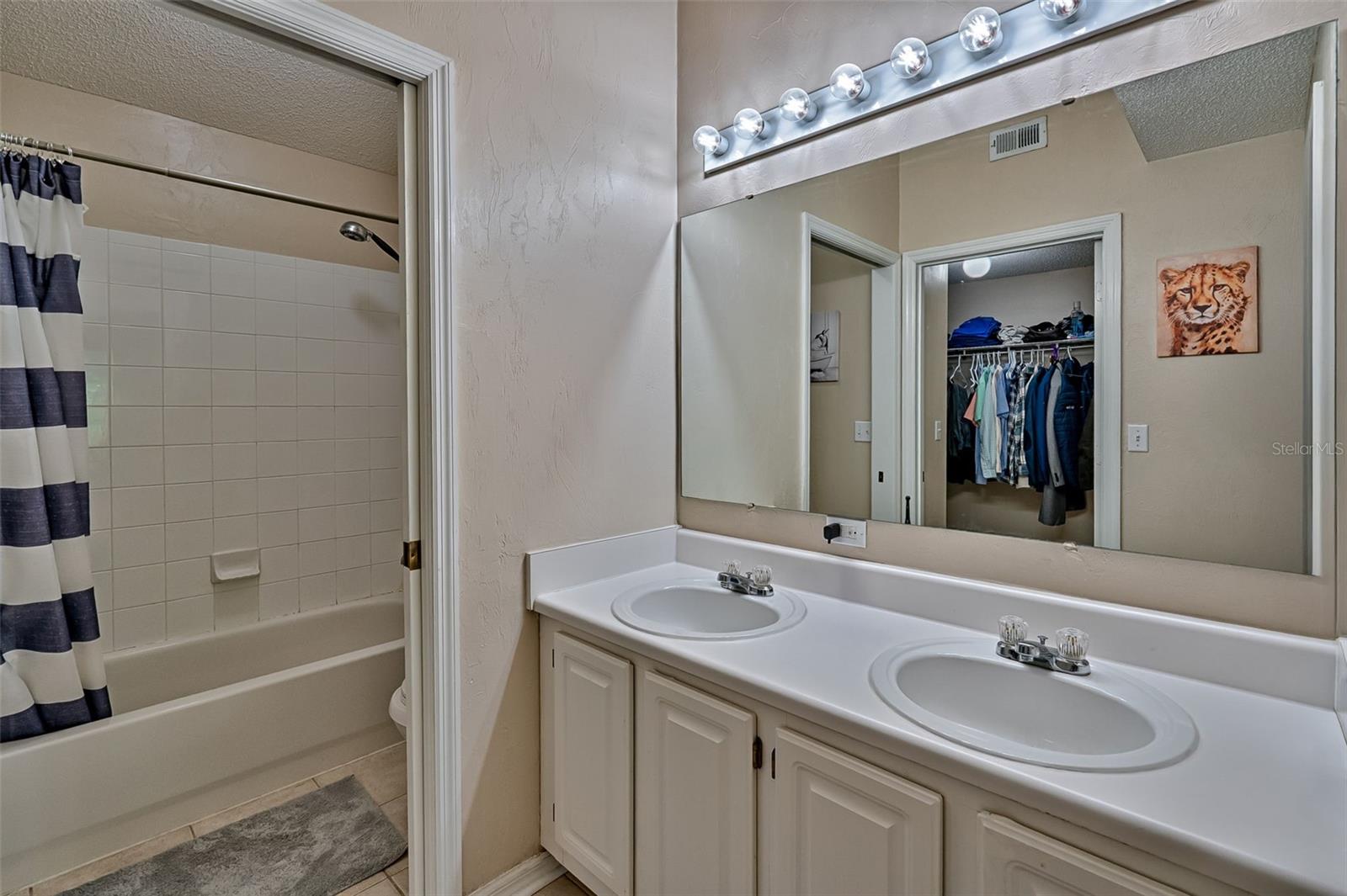 Image 21 of 39 For 10000 52nd Avenue 169