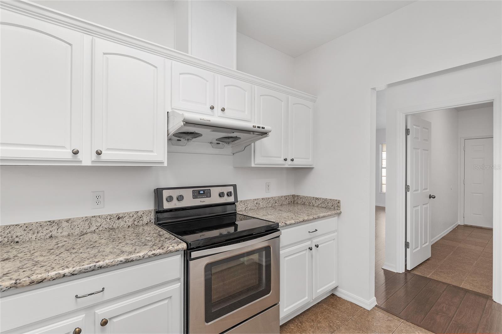 Image 19 of 53 For 7982 83rd Terrace