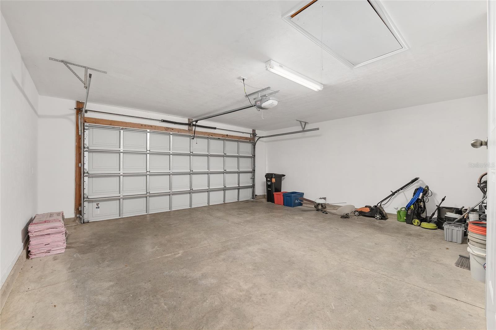 Image 43 of 53 For 7982 83rd Terrace