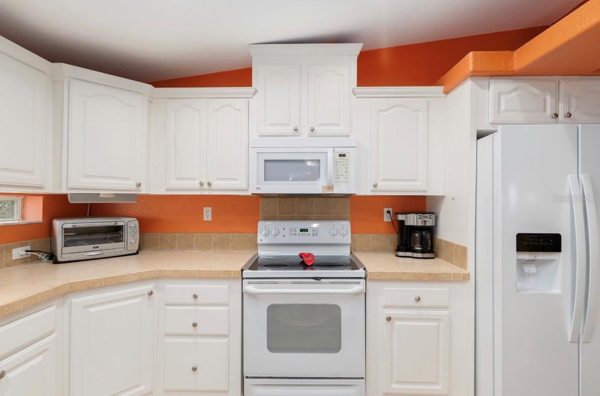 Image 19 of 53 For 7863 6th Place