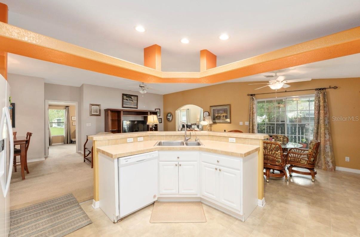 Image 20 of 53 For 7863 6th Place