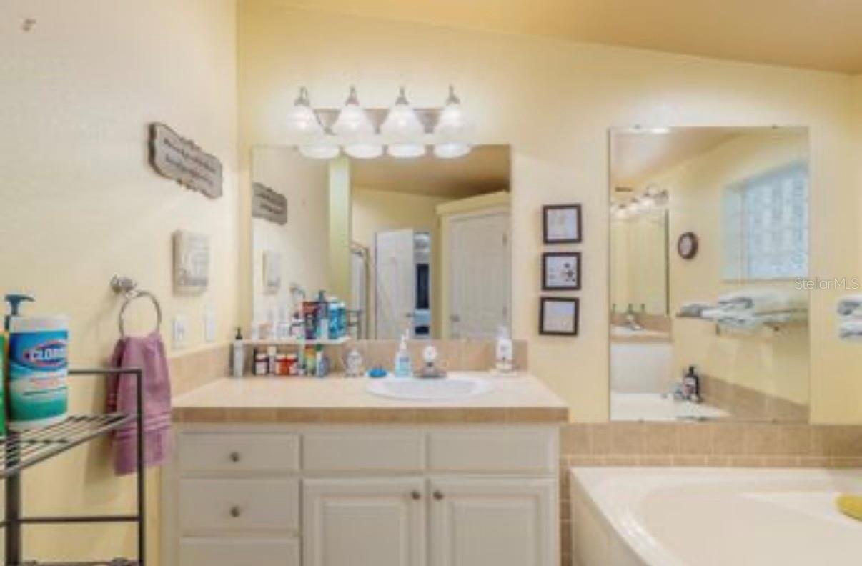 Image 31 of 53 For 7863 6th Place