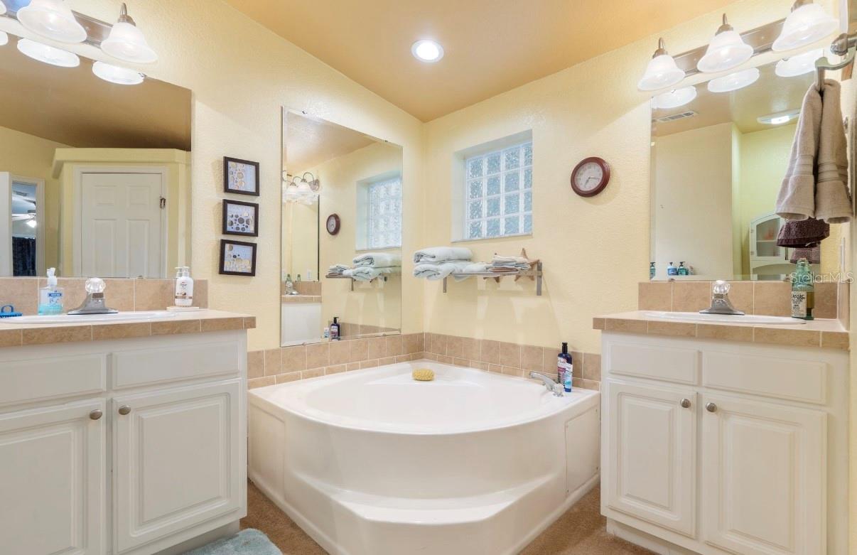 Image 32 of 53 For 7863 6th Place