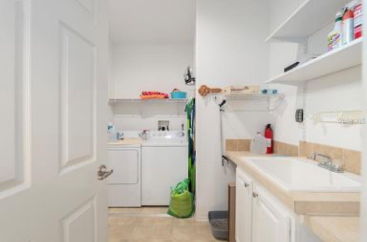 Image 39 of 53 For 7863 6th Place