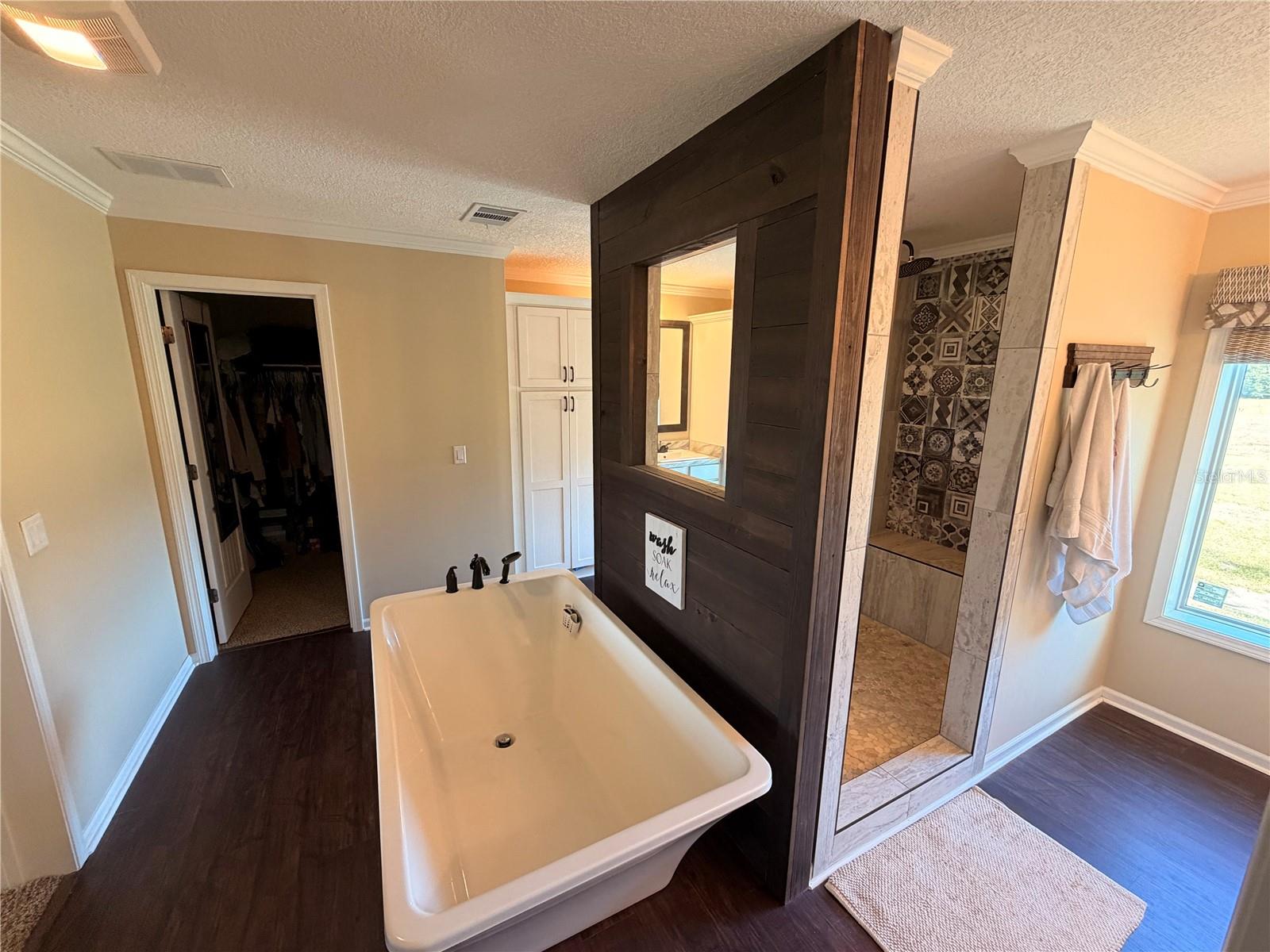 Listing photo id 15 for 10020 7th Terrace