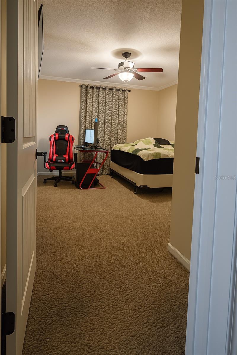 Listing photo id 17 for 10020 7th Terrace