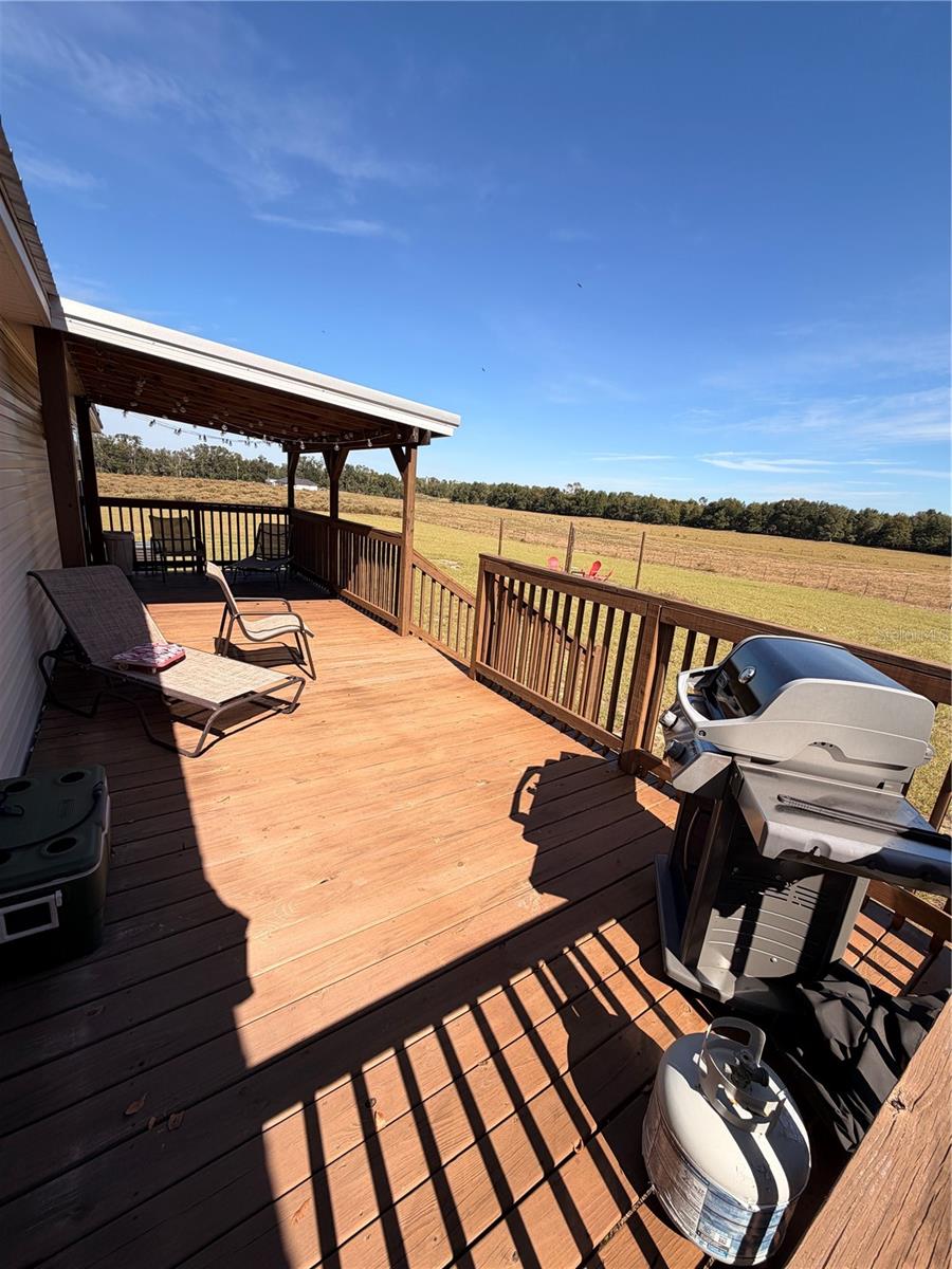 Listing photo id 24 for 10020 7th Terrace