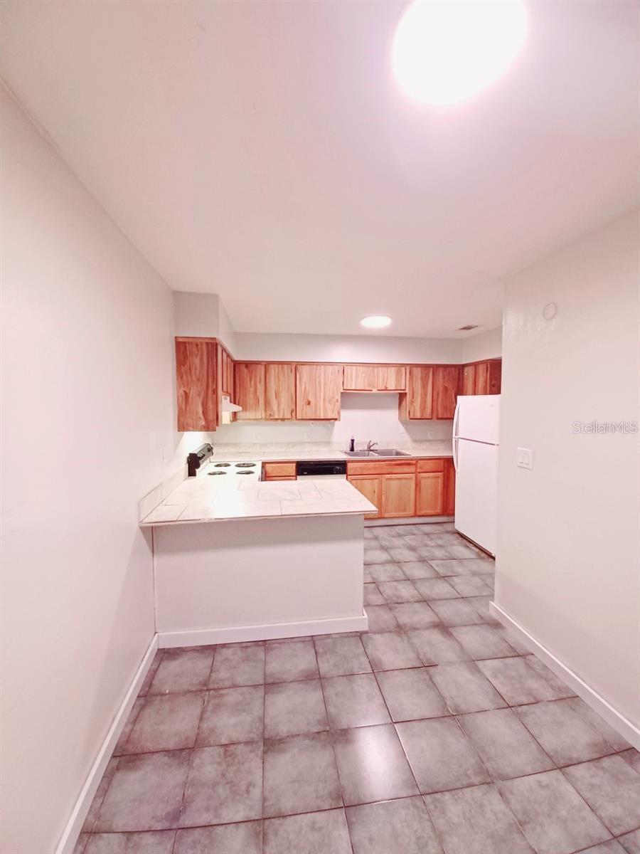 Image 23 of 25 For 5811 23rd Terrace A, B, C, D