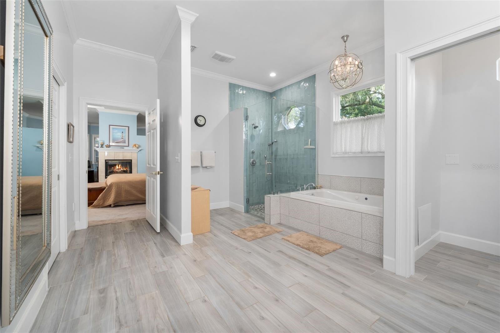 Image 26 of 66 For 12047 1st Lane