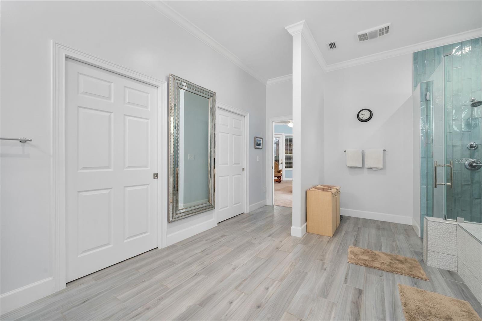 Image 27 of 66 For 12047 1st Lane