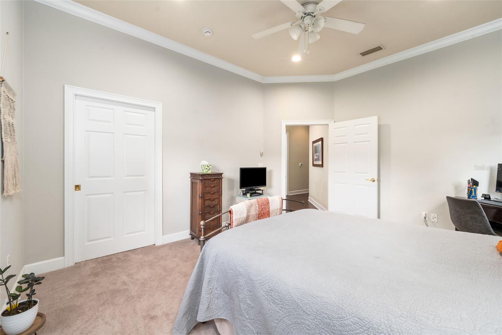 Image 32 of 66 For 12047 1st Lane