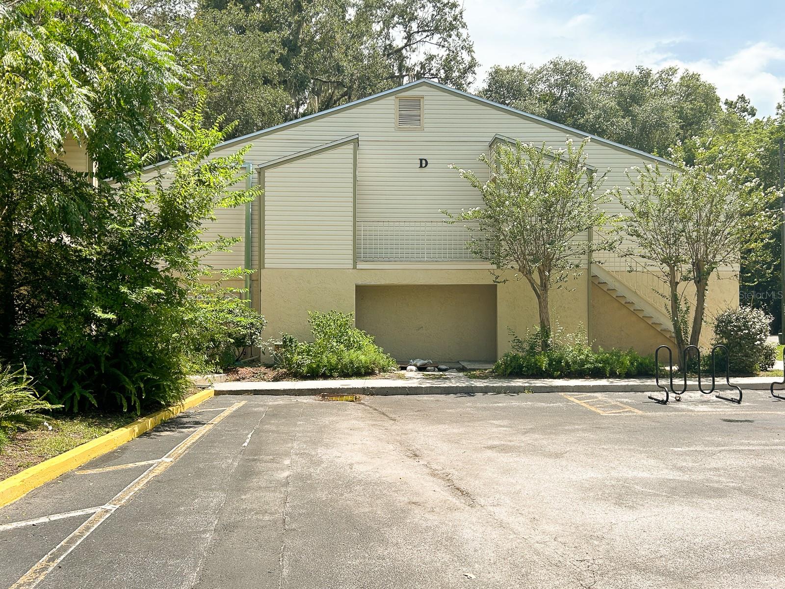 Image 2 of 14 For 1015 9th Street D2