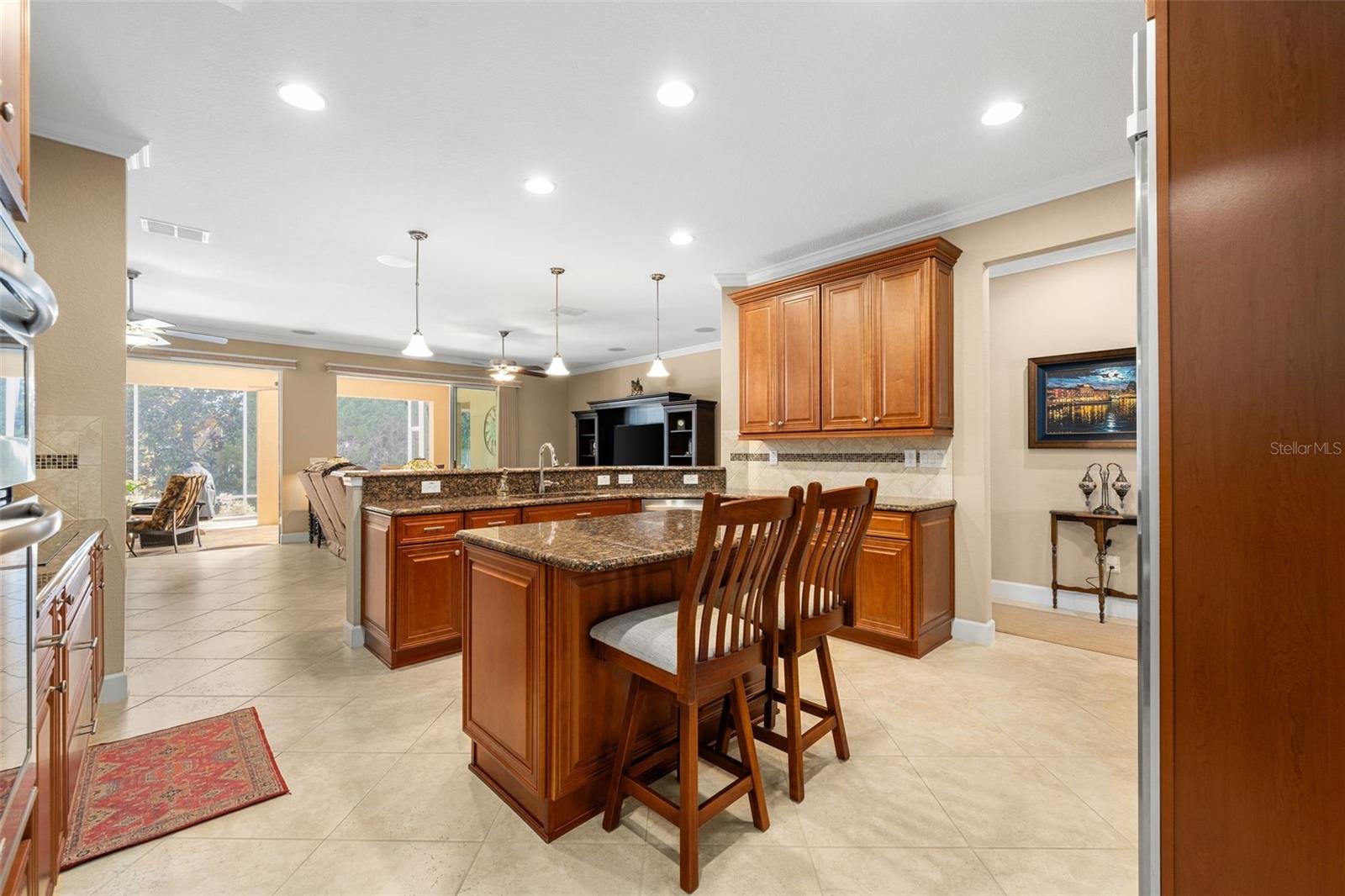 Image 12 of 50 For 9838 63rd Loop