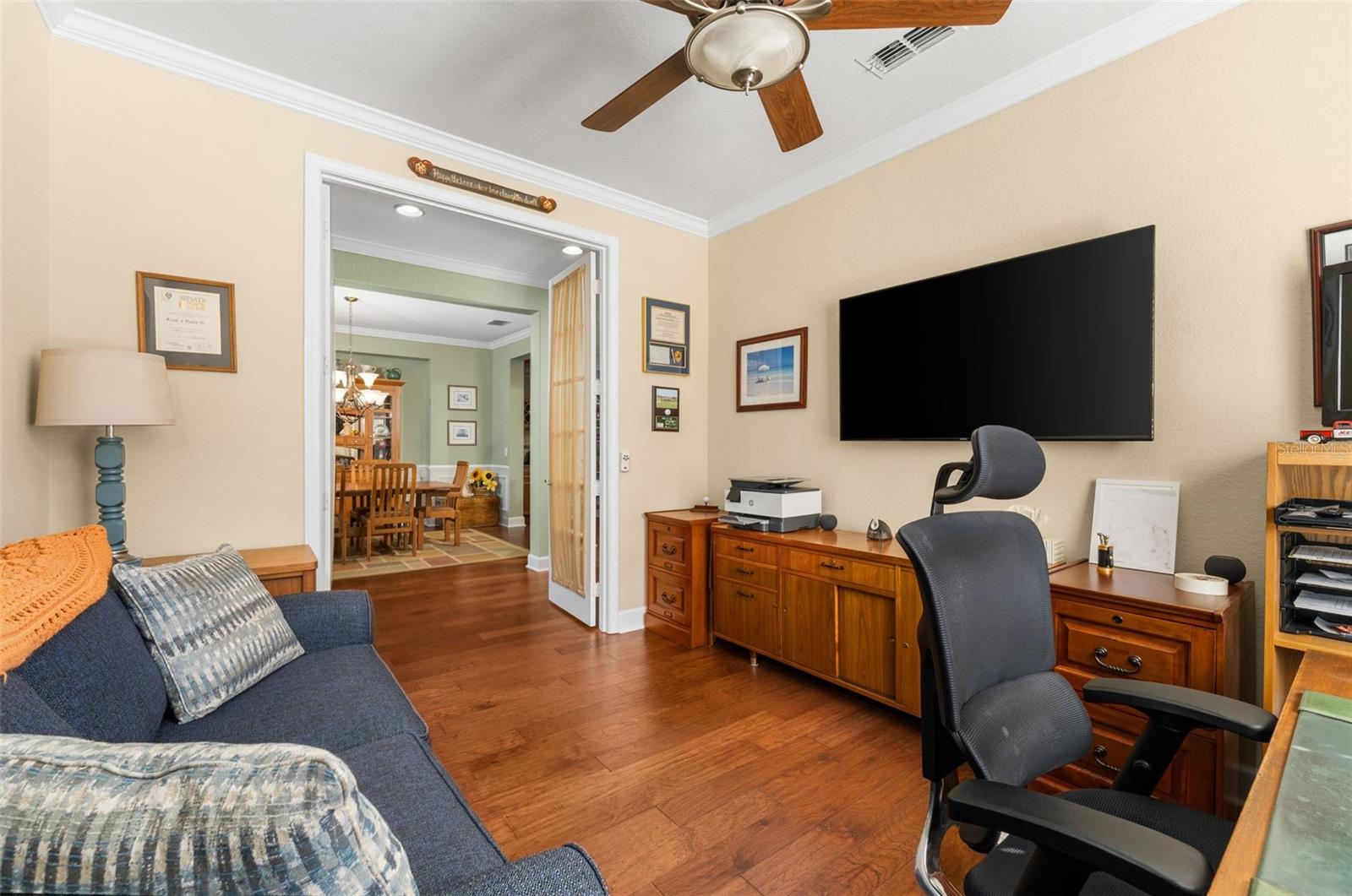 Image 26 of 50 For 9838 63rd Loop