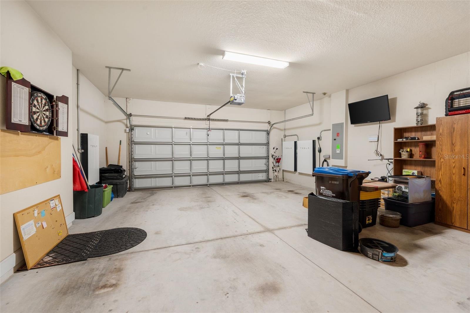 Image 40 of 50 For 9838 63rd Loop