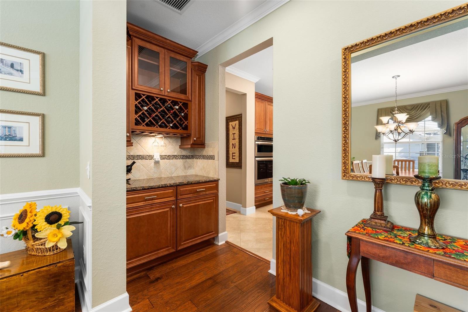 Image 9 of 50 For 9838 63rd Loop