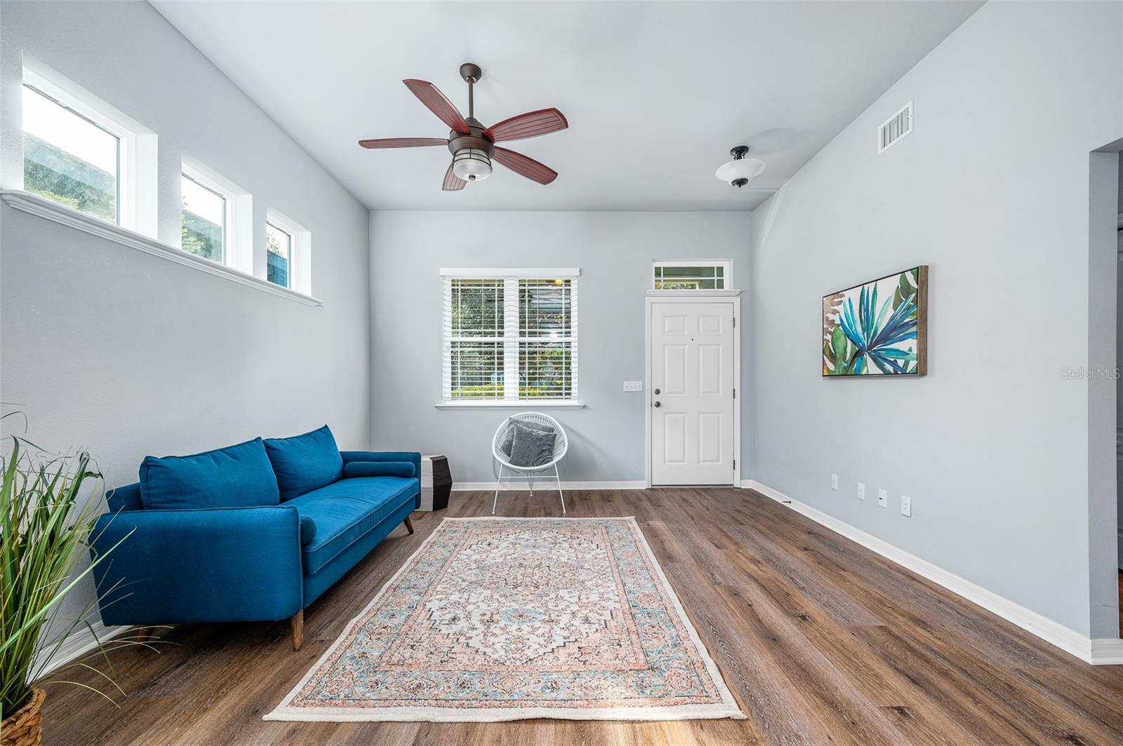 Image 5 of 38 For 7891 82nd Drive