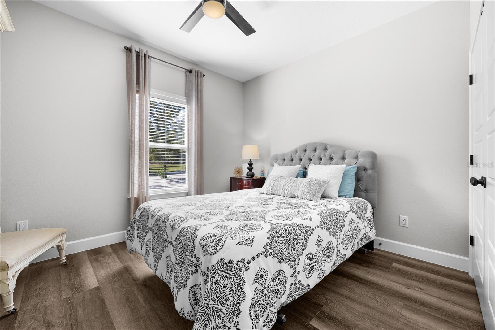 Image 24 of 42 For 4951 127th Court