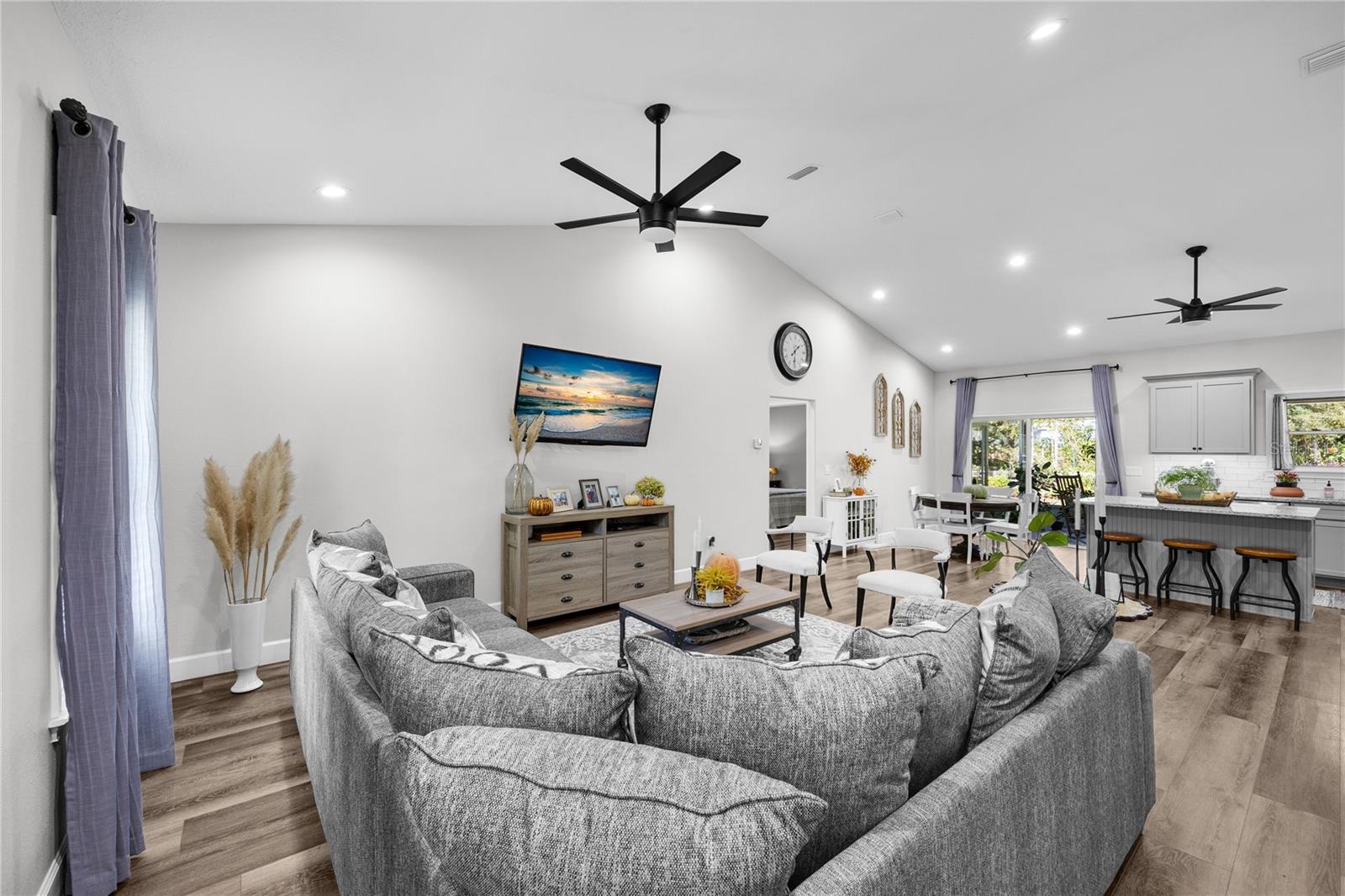 Image 6 of 42 For 4951 127th Court