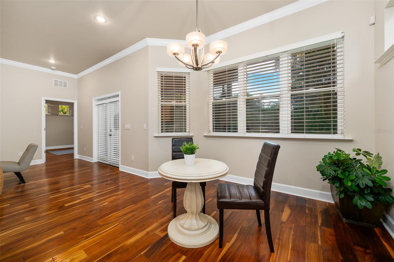 Image 14 of 34 For 6377 48th Drive