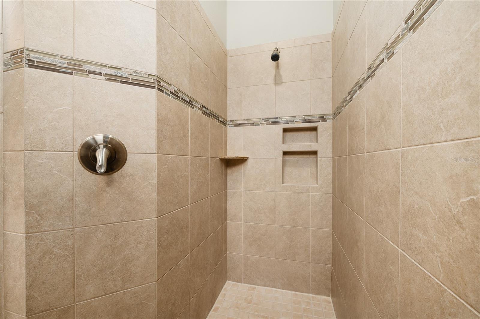 Image 24 of 34 For 6377 48th Drive