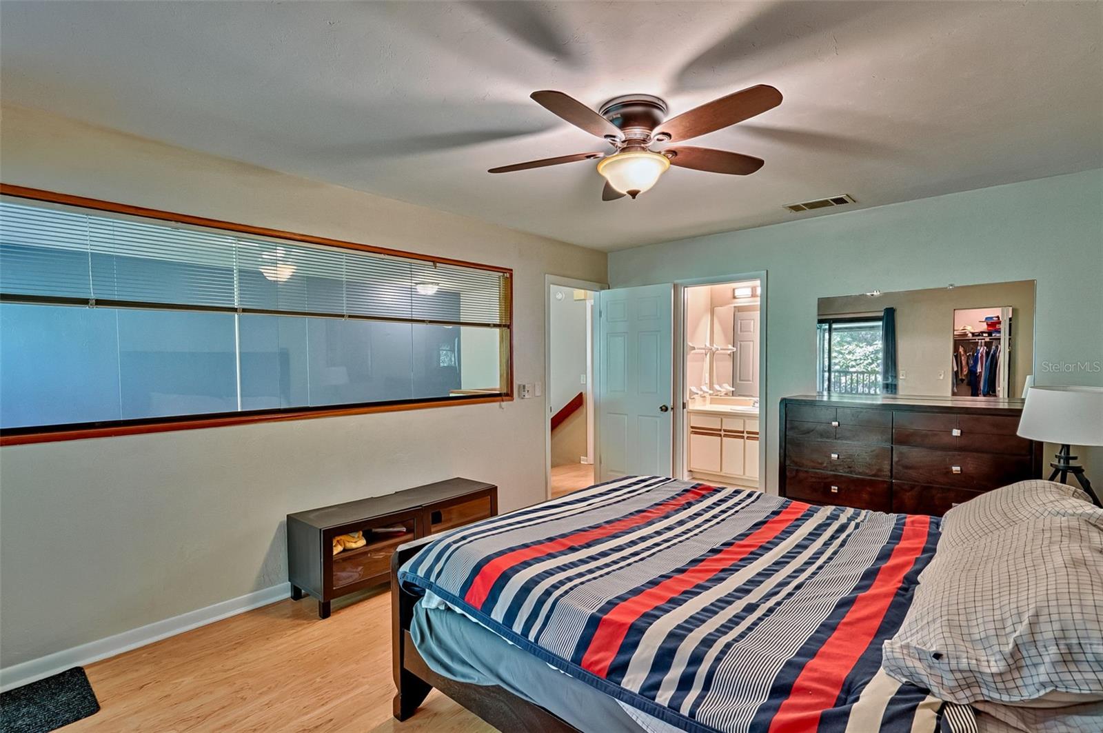 Image 18 of 27 For 5508 4th Place