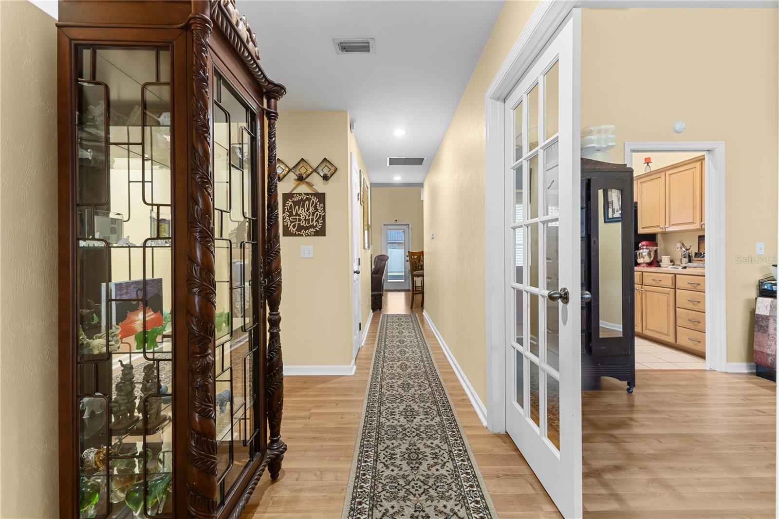 Image 11 of 33 For 25415 15th Avenue