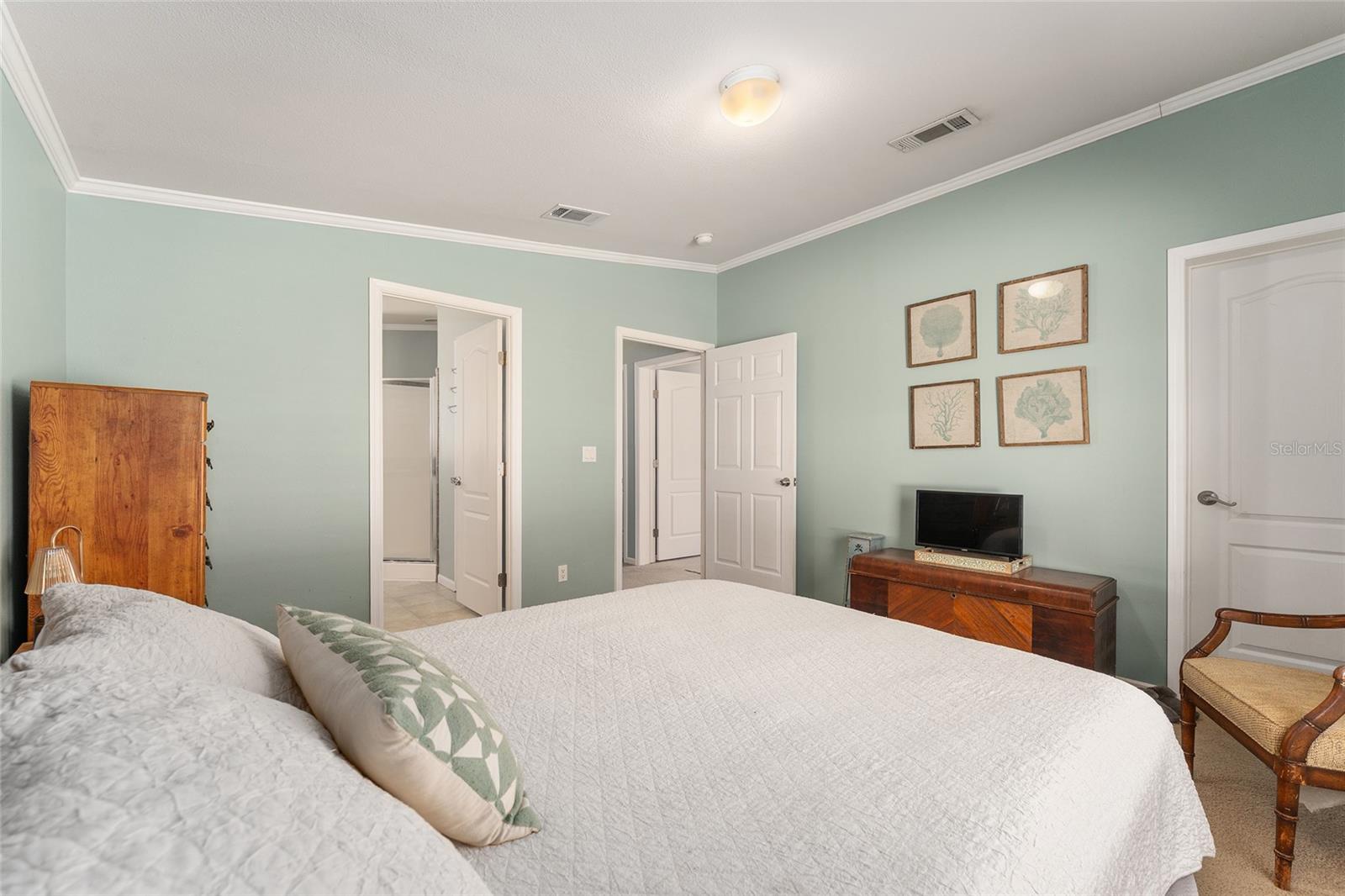 Image 20 of 27 For 3702 1st Way