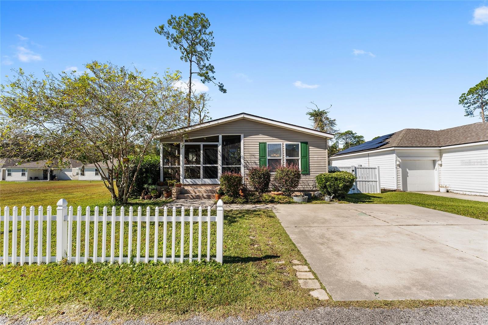 Image 26 of 27 For 3702 1st Way