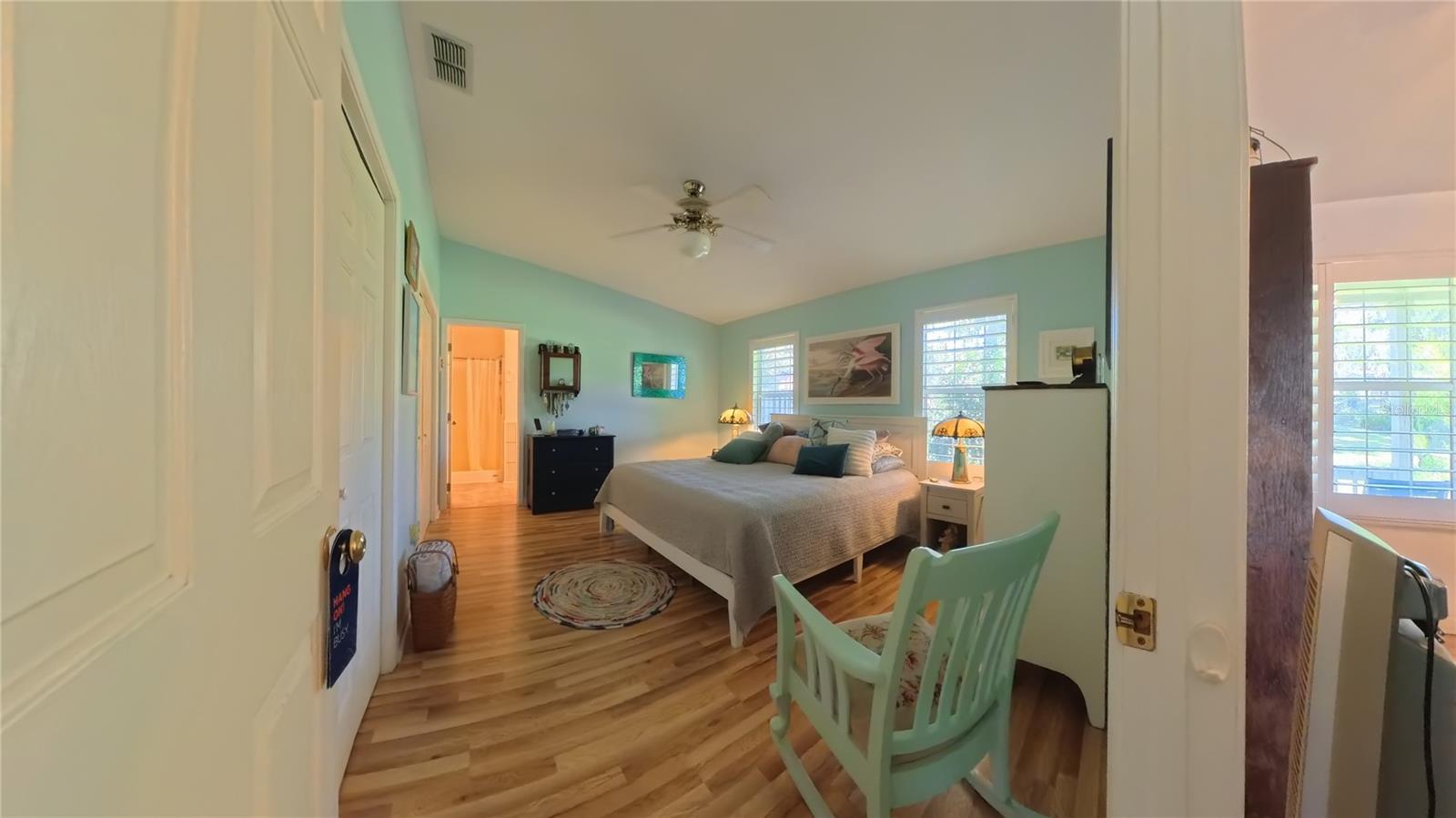 Image 12 of 30 For 125 Ann Street