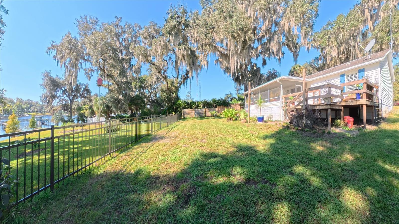 Image 19 of 30 For 125 Ann Street