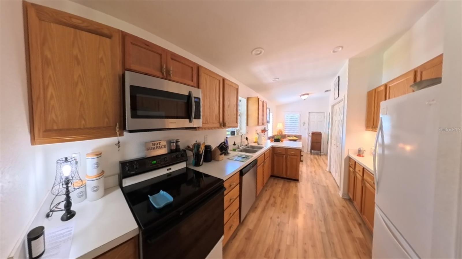 Image 8 of 30 For 125 Ann Street