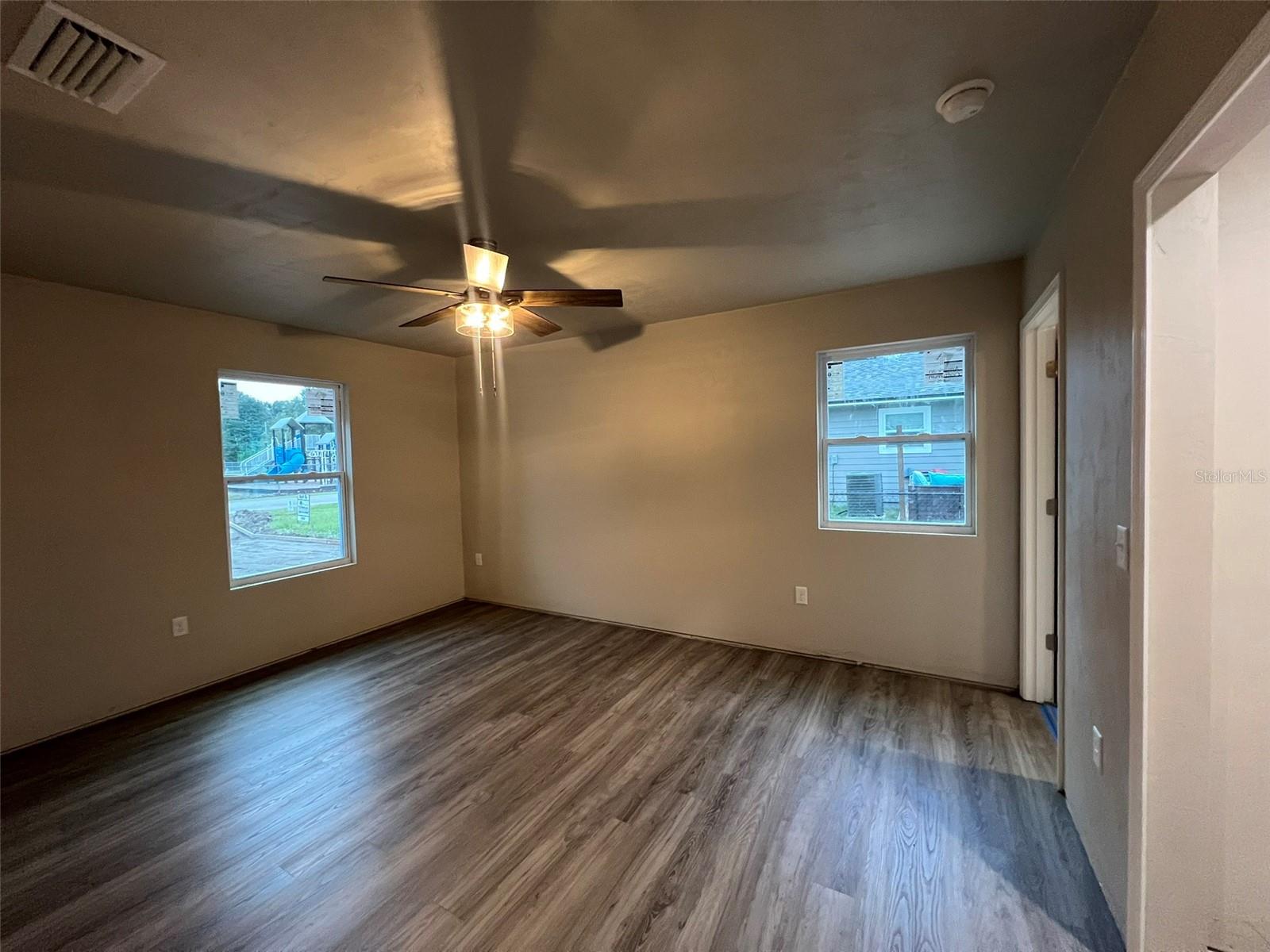 Image 7 of 14 For 24948 187th Avenue