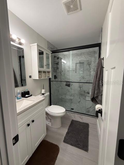 Image 13 of 29 For 30 Valare Lane 102b