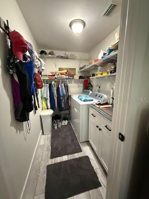 Image 18 of 29 For 30 Valare Lane 102b